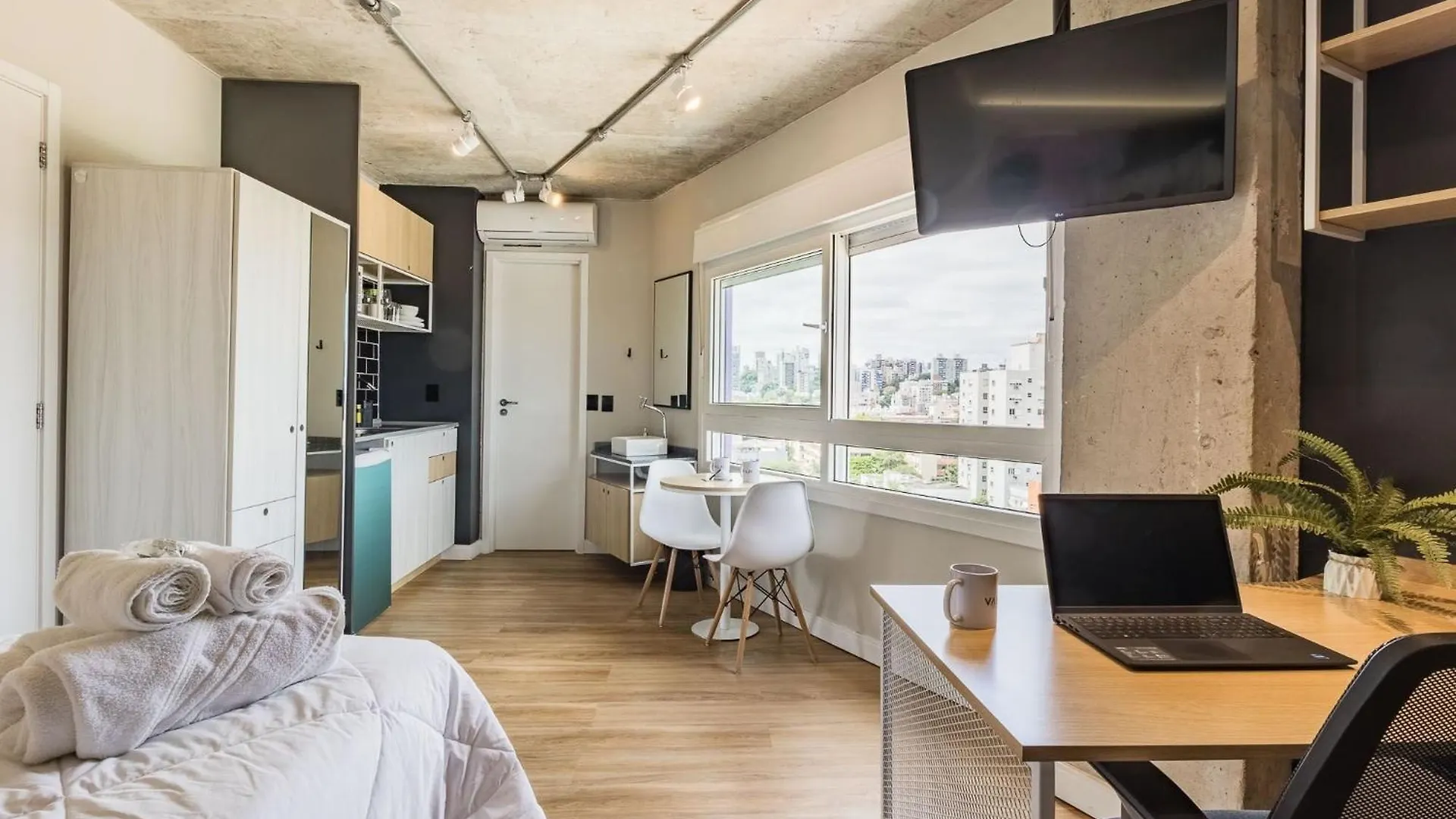 Apartamento Valpi Nb Living Porto Alegre 0*,
