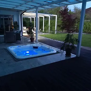 https://homestay-free-parkbikes.hotels-in-ljubljana.com